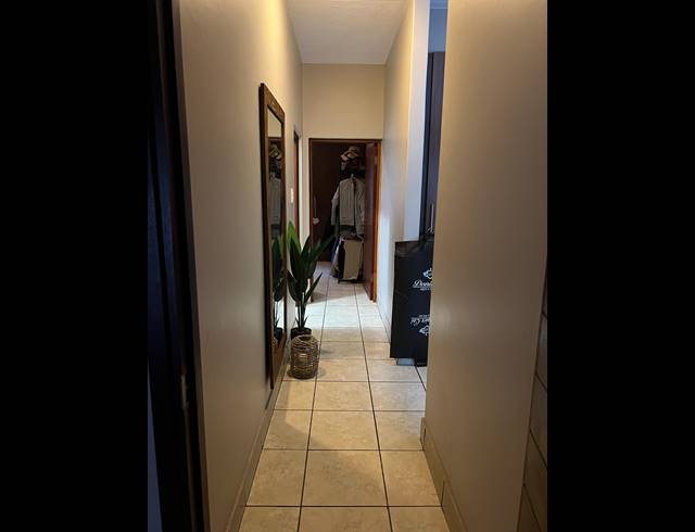2 BEDROOM APARTMENT FOR SALE IN PRETORIUSPARK